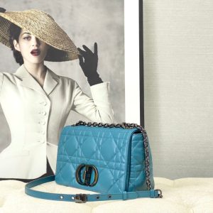 medium caro 25.5 azure blue black hardware