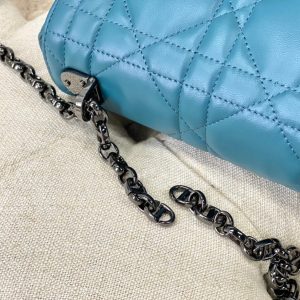 medium caro 25.5 azure blue black hardware