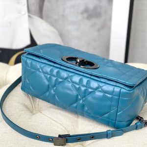 medium caro 25.5 azure blue black hardware