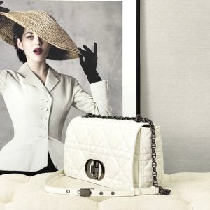 LARGE CARO BAG 28 WHITE CALFSKIN BLACK HARDWARE