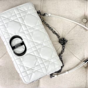 LARGE CARO BAG 28 WHITE CALFSKIN BLACK HARDWARE