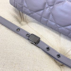 20220915_i1663220686_9684_5_jpg LARGE CARO BAG 28 OPALINE PURPLE CALFSKIN BLACK HARDWARE