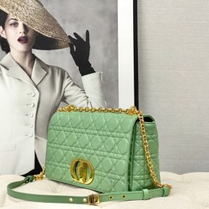 20220915_i1663221617_5293_1_jpg LARGE CARO BAG 28 LIGHT GREEN CALFSKIN