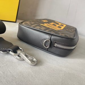 FendiI ROMA 22 CLUTCH BAG IN CHOCOLATE BROWN FF CALFSKIN SILVER HARDWARE WITH GOLDEN LOGO