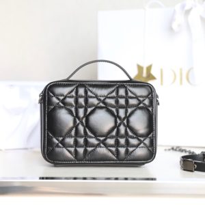 CARO BOX BAG 19 IN BLACK CALFSKIN