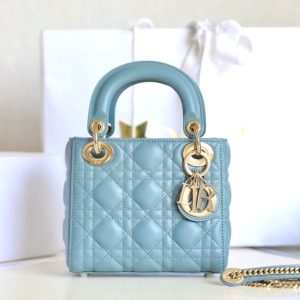 20221004_i1664875668_8434_1 LADY 17 IN SKY BLUE LAMBSKIN WITH CANNAGE PATTERN