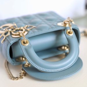 20221004_i1664875669_2552_6 LADY 17 IN SKY BLUE LAMBSKIN WITH CANNAGE PATTERN