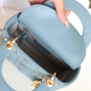 20221004_i1664875669_6843_7 LADY 17 IN SKY BLUE LAMBSKIN WITH CANNAGE PATTERN