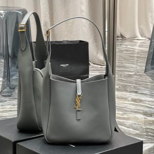 le 5a7 small 23 rock gray calfskin