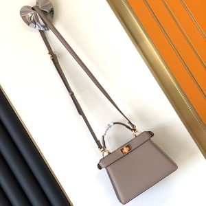 20221017_i1665982558_9314_8_jpg_8338548e-68f2-420d-bb96-115db880959c Peekaboo ISeeU Petite 20 Bag Brown Lambskin Ghw