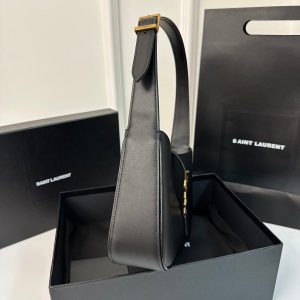 Le 5 a 7 24 Black Lambskin Ghw