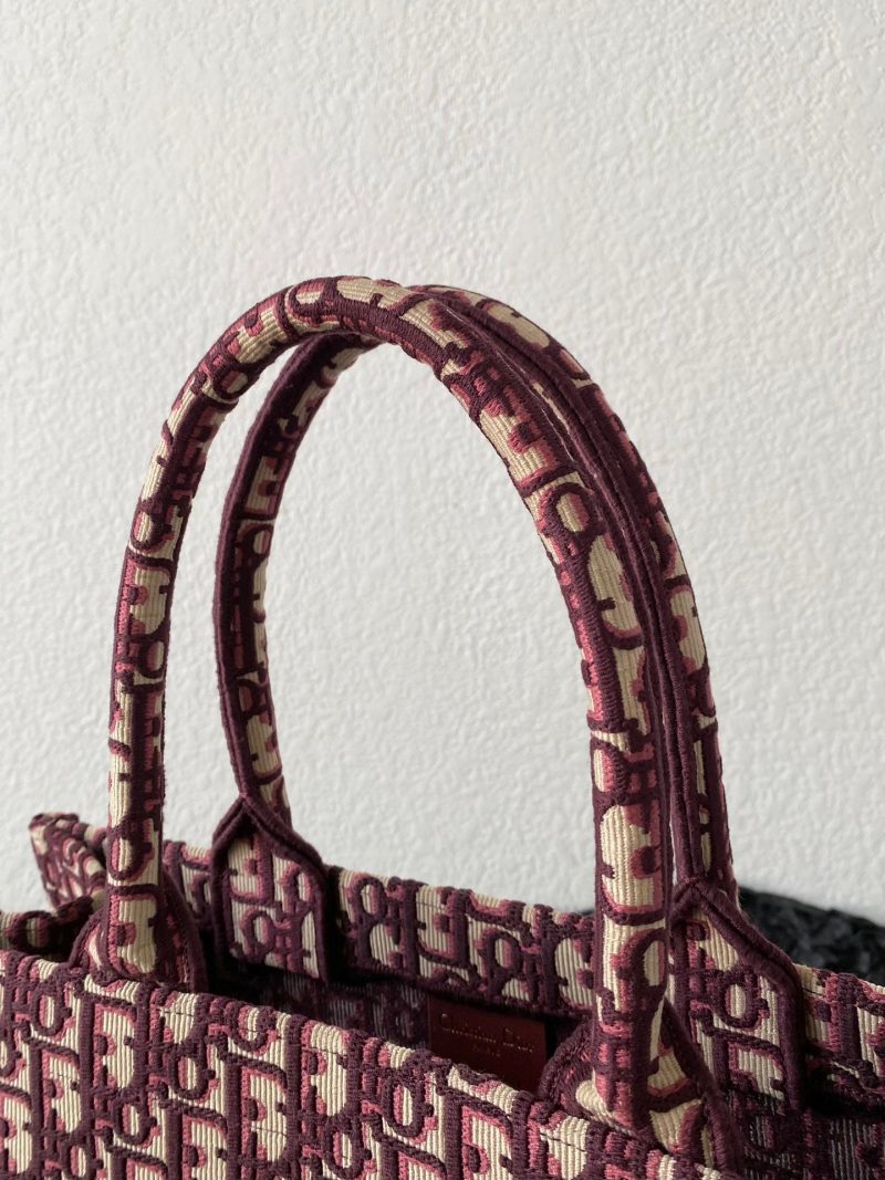 Medium CD Book Tote 36cm Burgundy Retro Style D Letter Embroidery
