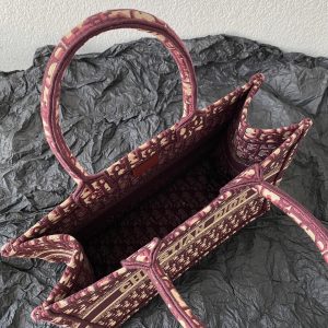 Medium CD Book Tote 36cm Burgundy Retro Style D Letter Embroidery