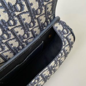 medium cd east west bobby 22cm blue oblique canvas