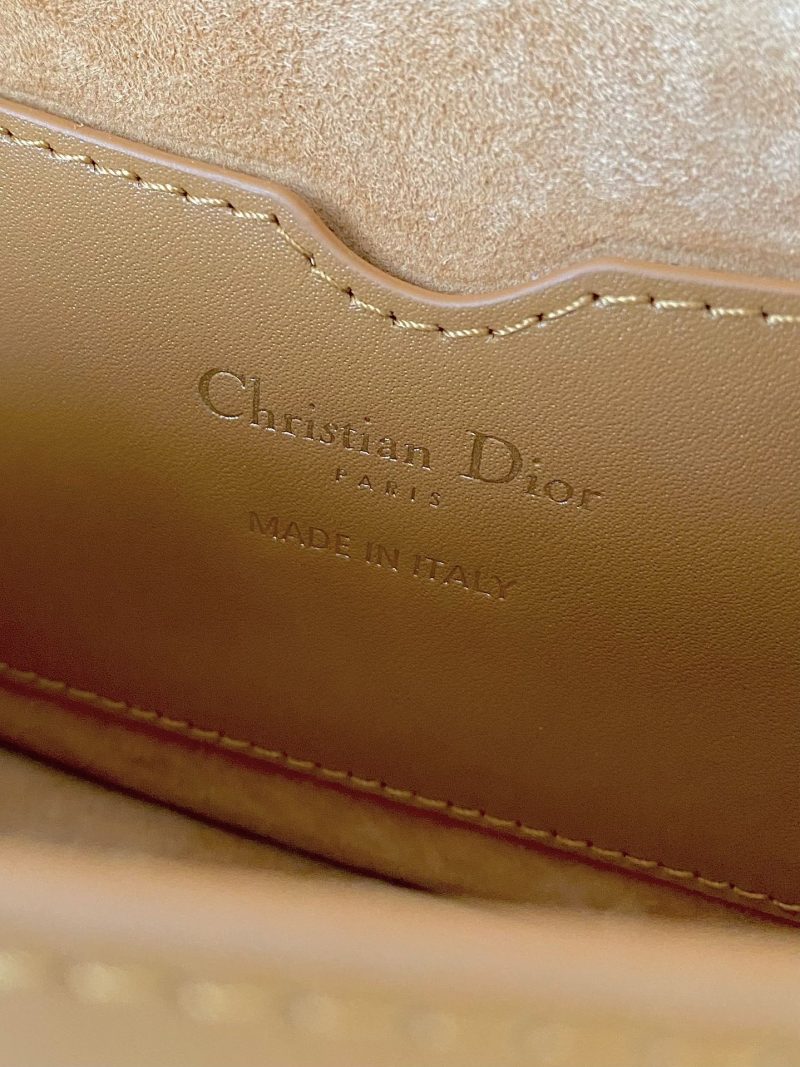 20221022_i1666431317_5909_6_jpg medium cd east west bobby 22cm brown calfskin ghw