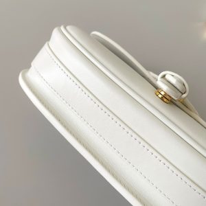 20221022_i1666431869_3188_3_jpg medium cd east west bobby 22cm white calfskin ghw