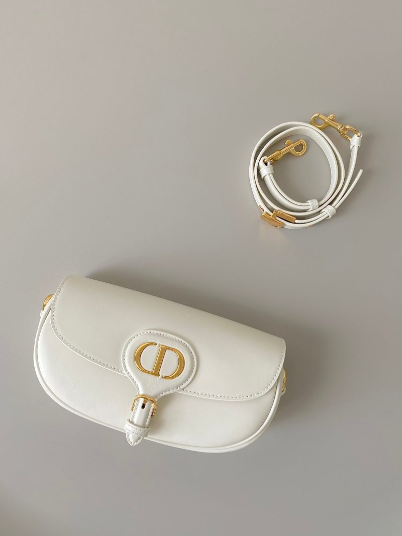 20221022_i1666431869_4610_1_jpg medium cd east west bobby 22cm white calfskin ghw