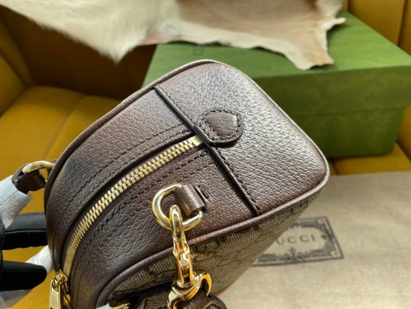 20221030_i1667114822_1887_2_jpg OPHIDIA GG SMALL 21 SHOULDER BAG BEIGE AND EBONY SUPREME CANVAS