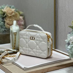 20221030_i1667130296_7179_8_jpg cd caro box 18 white calfskin