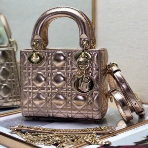 20221103_i1667461824_1658_0_jpg mini lady 17 light purple metalic lambkin