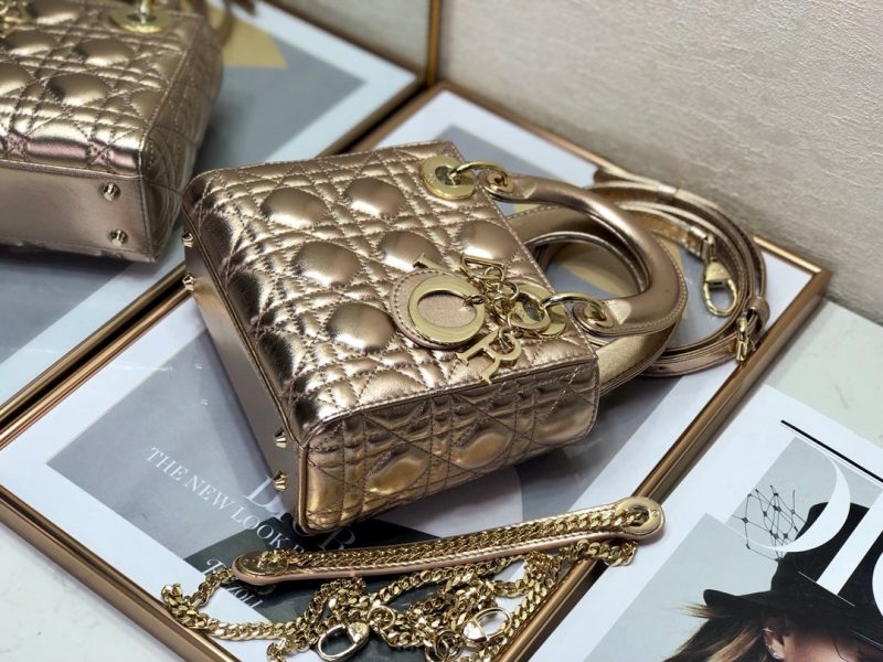 20221103_i1667461824_1740_4_jpg mini lady 17 light purple metalic lambkin