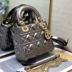 20221103_i1667461914_5558_2_jpg mini lady 17 dark purple metalic lambskin