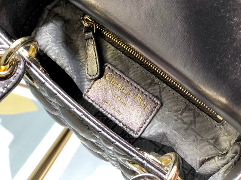 20221103_i1667461914_8667_8_jpg mini lady 17 dark purple metalic lambskin