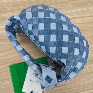 20221105_i1667625433_4763_2_jpg_afbd46d7-9e08-43b0-9327-dc464eade869 mini jodie 28 blue denim lambskin