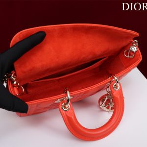 20221205_a1670215553055_7333_jpg medium lady d-joy 26 red lambskin