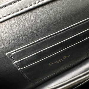 20221212_i1670826720_1169_8_jpg LADY CHAIN BAG 21 IN BLACK LAMBSKIN