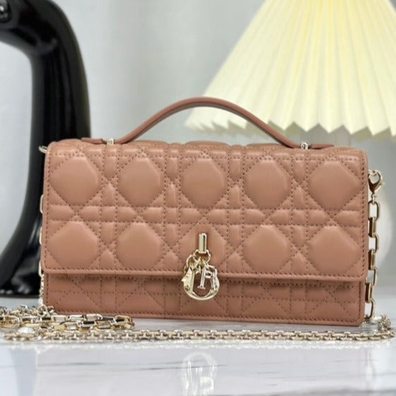 20221212_i1670826733_622_0_jpg LADY CHAIN BAG 21 IN ALMOND BEIGE LAMBSKIN