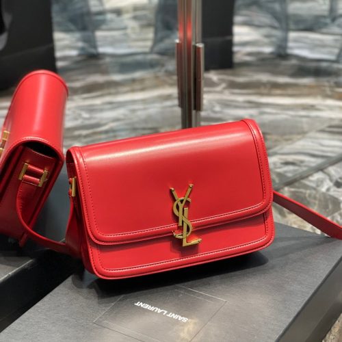 20221212_i1670833793_1386_1_jpg SOLFERINO MEDIUM 23 RED CALFSKIN GOLD HARDWARE