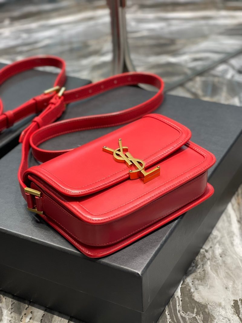 20221212_i1670834106_4940_5_jpg SOLFERINO SMALL 19 RED CALFSKIN GOLD HARDWARE