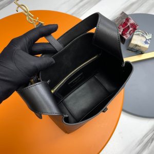 le 5a7 small 23cm black calfskin