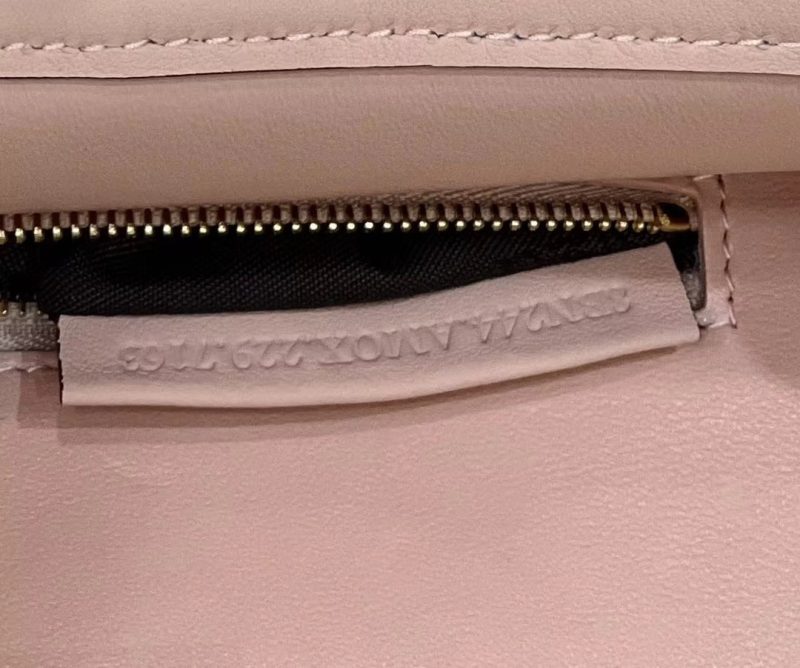 FendiI PEEKABOO MINI 23 BAG IN LIGHT PINK CALFSKIN WITH GOLD HARDWARE