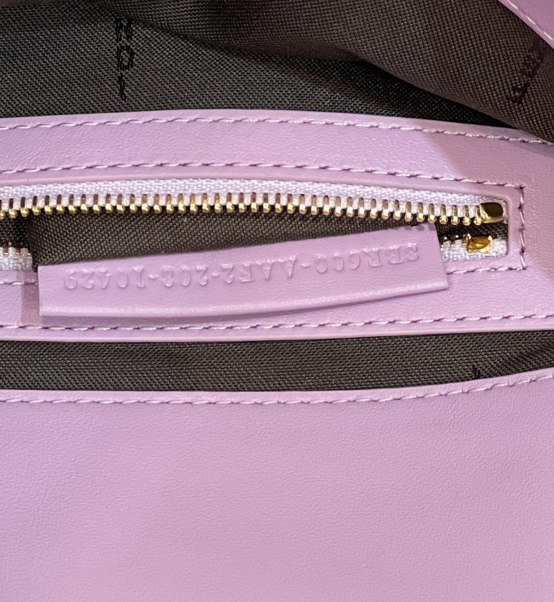 Baguette 27cm Violet Lambskin Gold Hardware