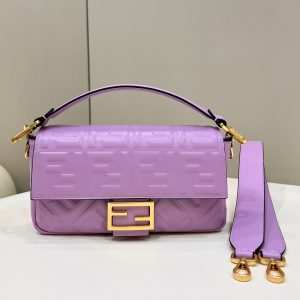 Baguette 27cm Violet Lambskin Gold Hardware