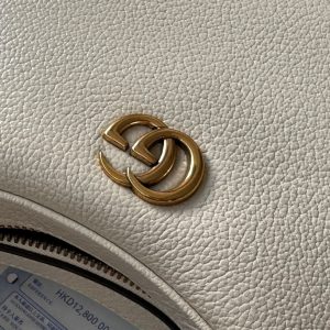 20221228_i1672222212_7885_4_jpg SHOULDER BAG 25 IN WHITE LAMBSKIN GOLD HARDWARE