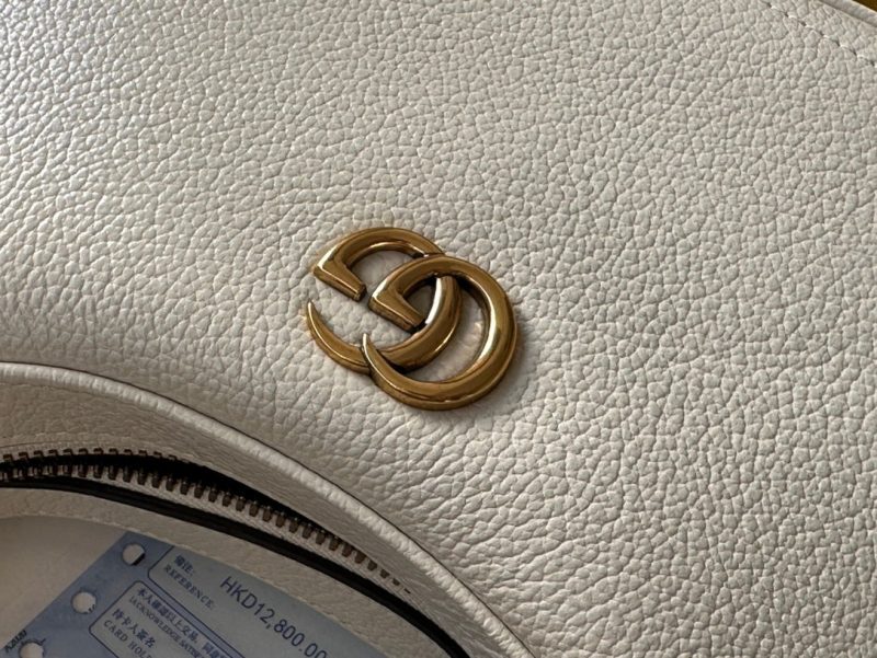 20221228_i1672222212_7885_4_jpg SHOULDER BAG 25 IN WHITE LAMBSKIN GOLD HARDWARE