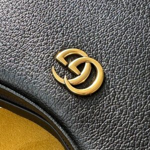 20221228_i1672222344_8708_4_jpg SHOULDER BAG 25 IN BLACK LAMBSKIN GOLD HARDWARE