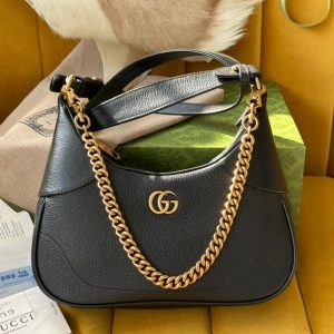 20221228_i1672222344_9443_0_jpg SHOULDER BAG 25 IN BLACK LAMBSKIN GOLD HARDWARE