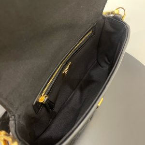 20230114_i1673680671_263_5_jpg FendiI 26 BAGUETTE BLACK NAPPA LEATHER BAG WITH GOLD HARDWARE