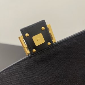 20230114_i1673680671_7661_4_jpg FendiI 26 BAGUETTE BLACK NAPPA LEATHER BAG WITH GOLD HARDWARE