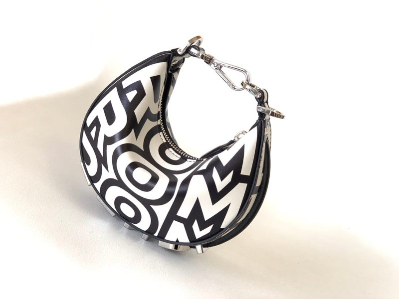 FendiIGRAPHY MINI 16 IN WHITE MIX BLACK SMOOTH CALFSKIN SILVER HARDWARE