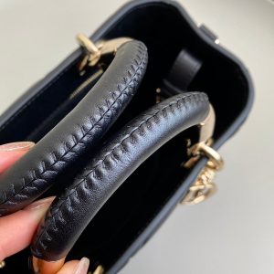 LADY 25 HANDBAG IN BLACK CALFSKIN