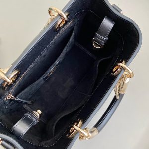 LADY 25 HANDBAG IN BLACK CALFSKIN