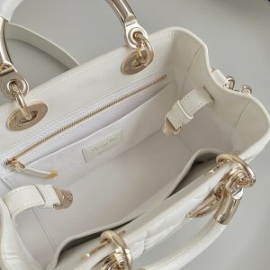 LADY 25 HANDBAG IN WHITE CALFSKIN