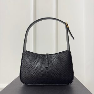 Le 5 a 7 24 Snake Black Lambskin Ghw