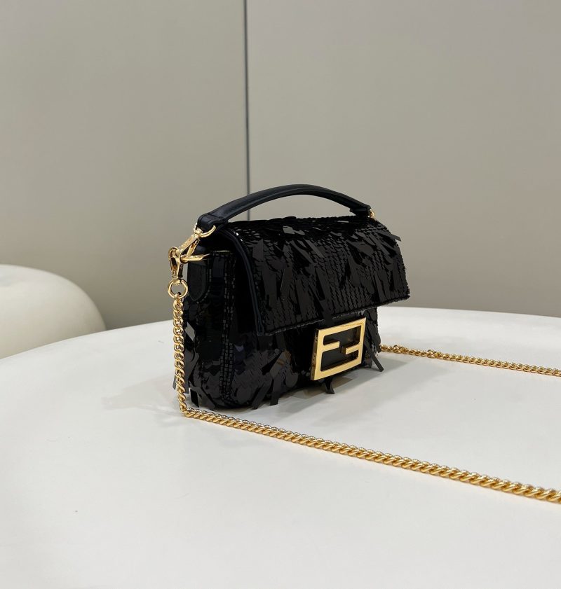BAGUETTE MINI 19 IN BLACK SEQUINS GOLD HARDWARE