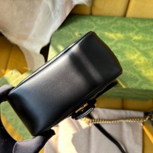 GG MARMONT MINI 18 HANDBAG IN BLACK CALFSKIN